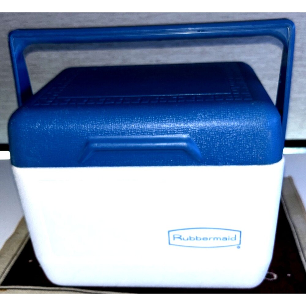 Vintage 90's Rubbermaid Lunch Tote Cooler Blue/White HTF #1806 6 Can Pack Gott